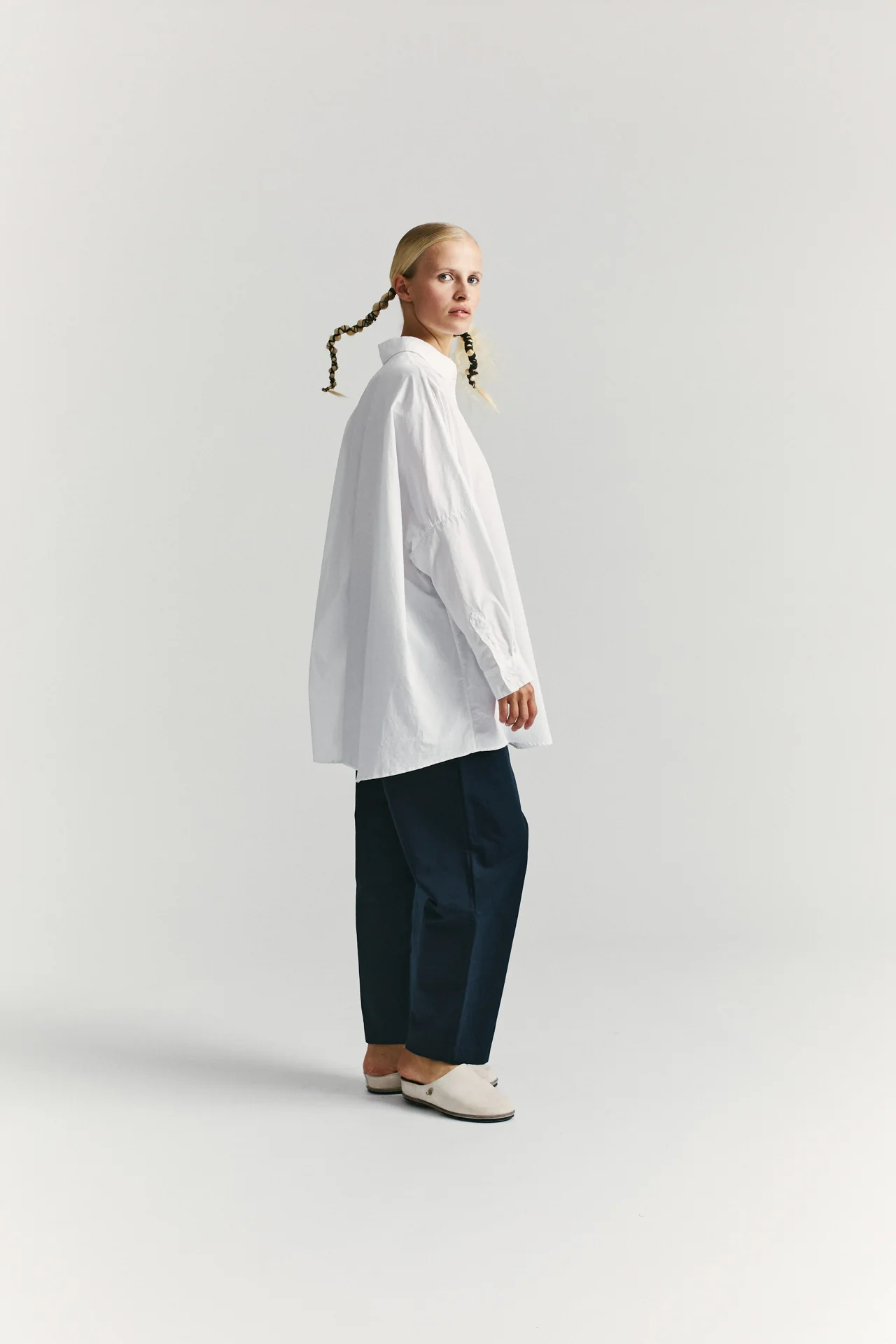 ATOMLESS LESS SHIRT - COT - WHITE - Image 4