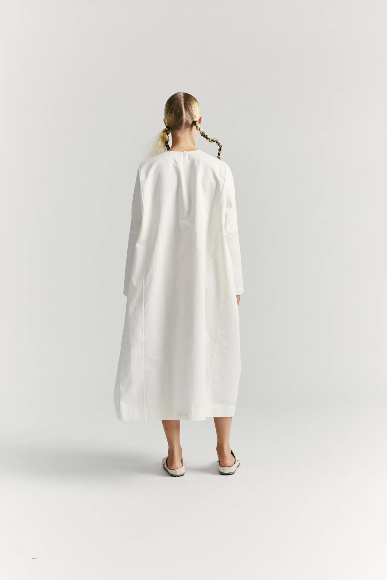 PYJ ROUCH DRESS - TWILL - WHITE - Image 7